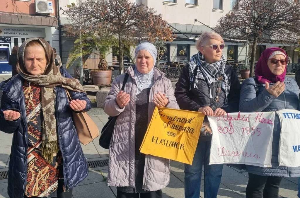 Majke Srebrenice: Još su mnoge kosti naših najmilijih negdje po šumama i masovnim grobnicama