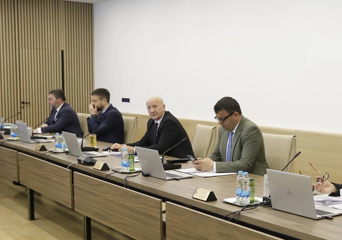 Hoće li ići ekspresno: Budžetom BiH za 2025. planirana nova zapošljavanja po ministarstvima, agencijama...