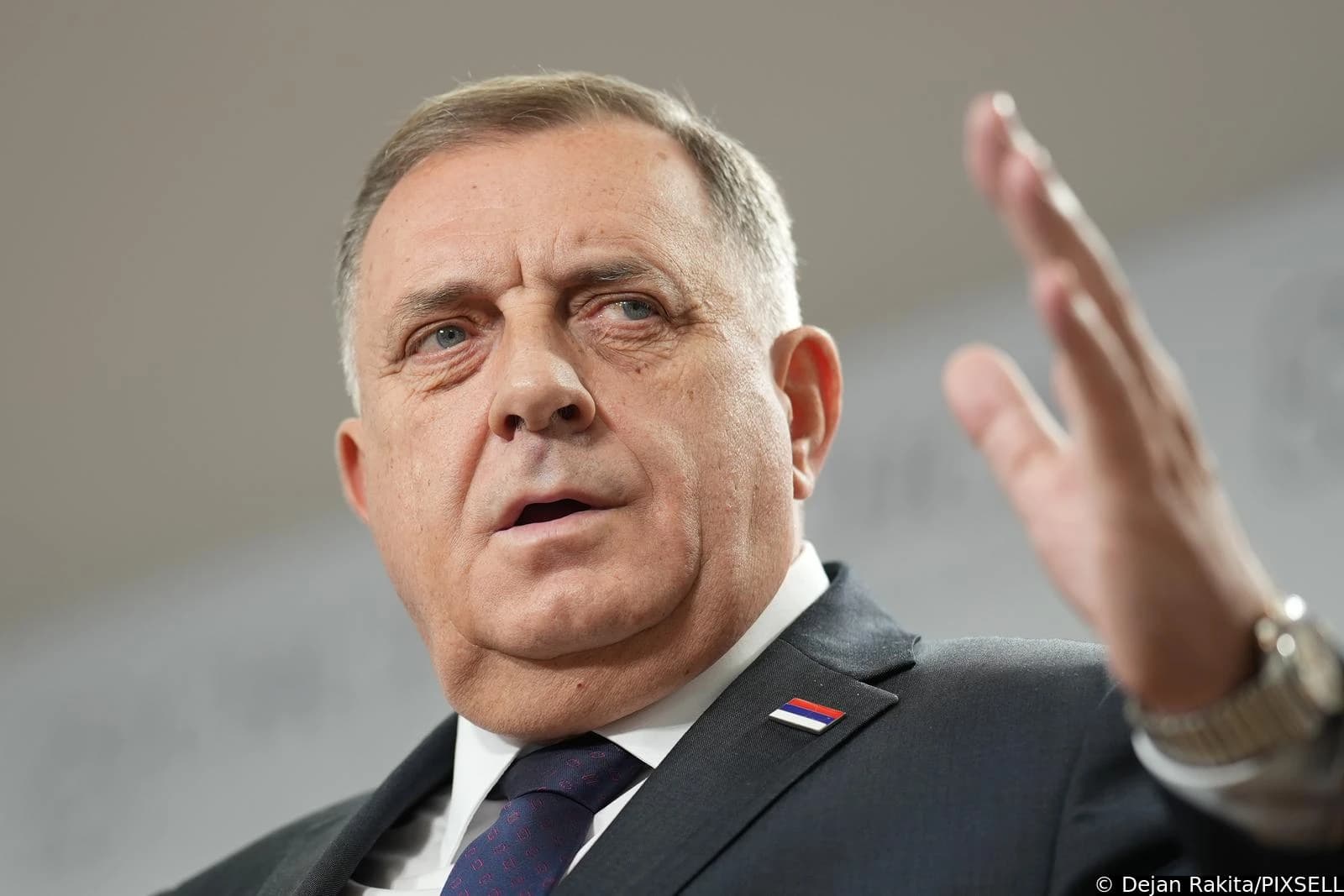 Dodik: OHR mora da nestane