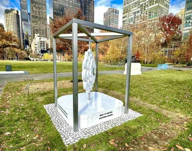 Cvijet Srebrenice u New Yorku