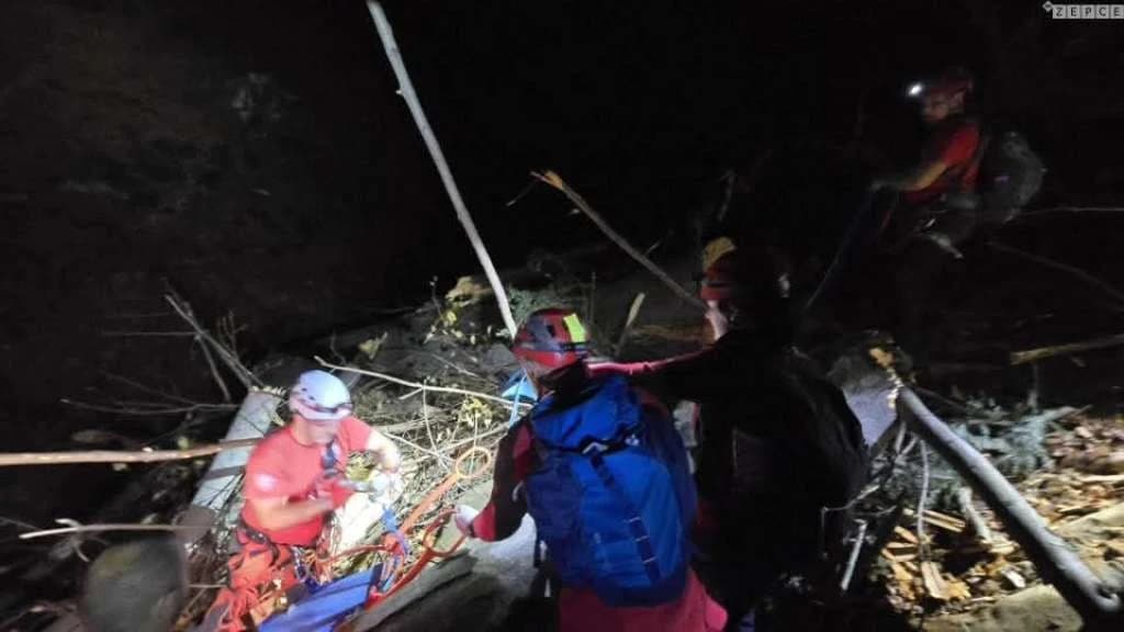 GSS Žepče kod Želeće izvukao tijelo poginulog šumskog radnika iz Brčkog