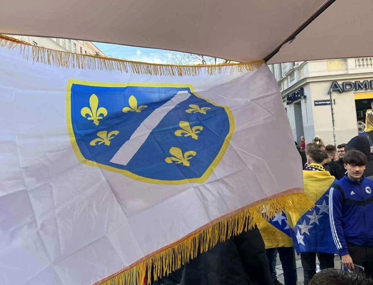 Miris ljiljana prekrio Beč