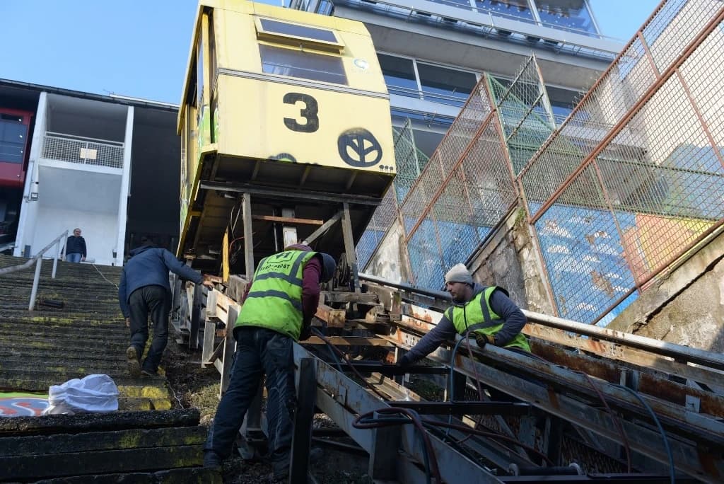Remont kabina na kosom liftu na Ciglanama