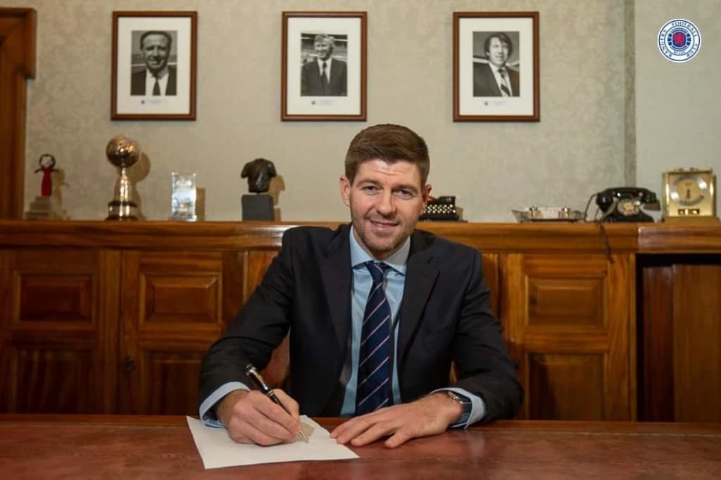 Gaf Rangersa obilježio potpis novog ugovora sa Stevenom Gerrardom
