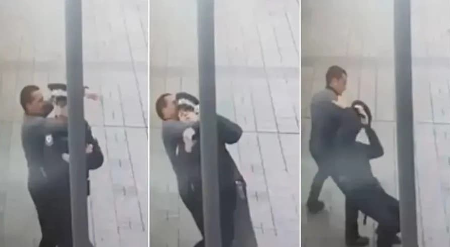 Policajca napao s leđa i počeo ga gušiti