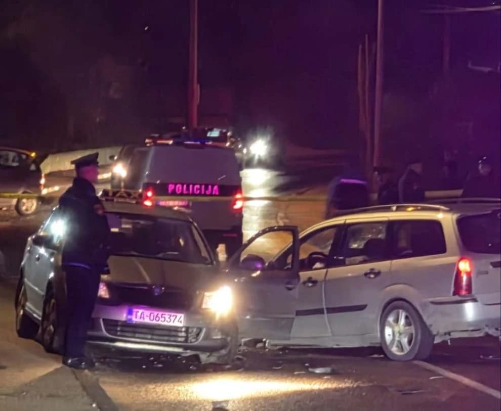 Objavljen snimak saobraćajne nesreće u Zenici, povrijeđene dvije osobe