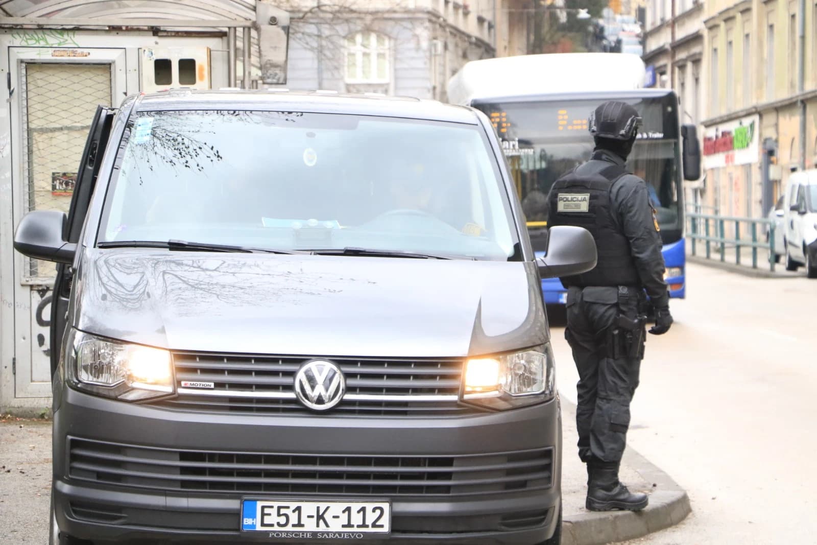 FUP izuzeo dokumentaciju na više lokacija u tri kantona u vezi sa Autocestama FBiH