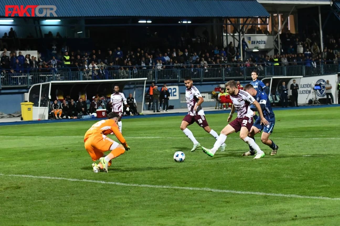 Prvi ovosezonski gradski derbi dobio je Željezničar s 2:0