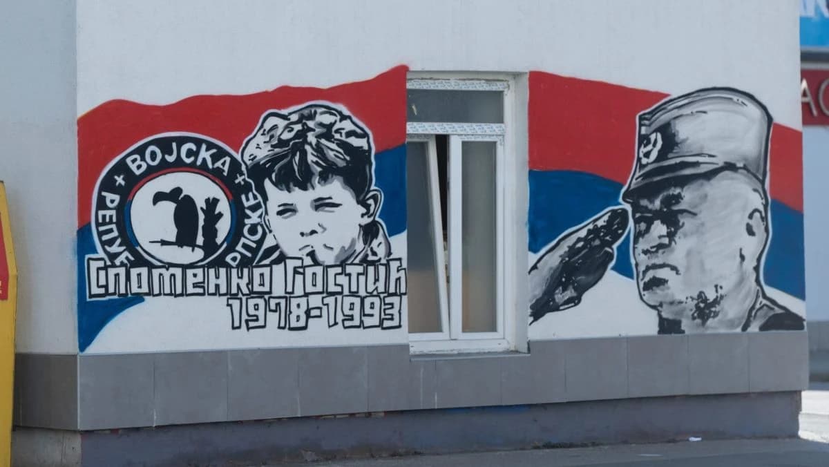 Mural ratnog zločinca Mladića u Banjoj Luci