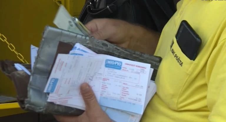 Ukoliko na vrijeme ne podignete penzionerski ček u banci, može vam se obustaviti isplata penzije