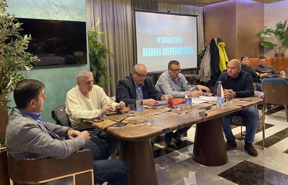 Skupština Tuzlaka trenutno broji 21 član
