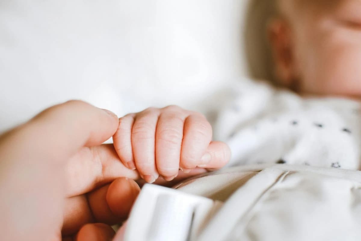 U oktobru u FBiH rođene 1.552 bebe, negativan prirodni priraštaj u osam kantona