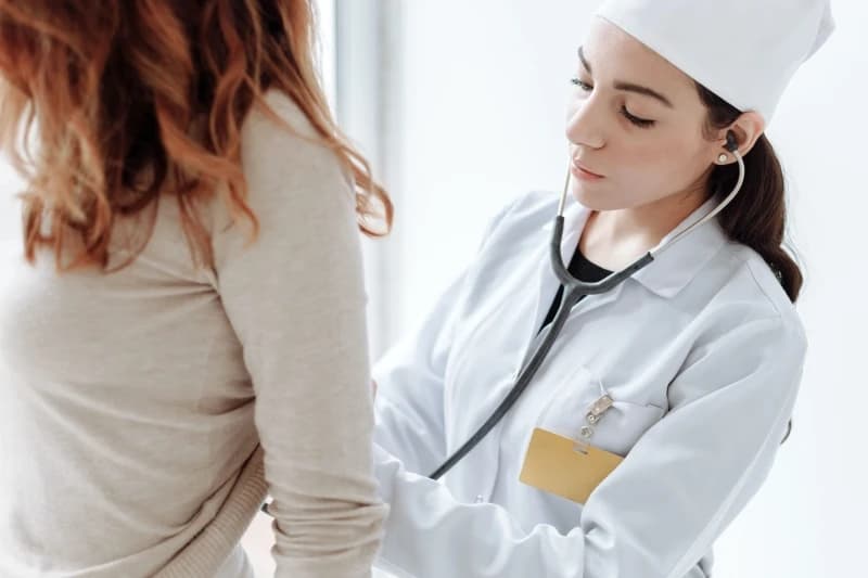 Pripajanje postojećih nepostojećem zavodu: Vlast u KS 30.000 studenata "gura" u prenatrpane domove zdravlja
