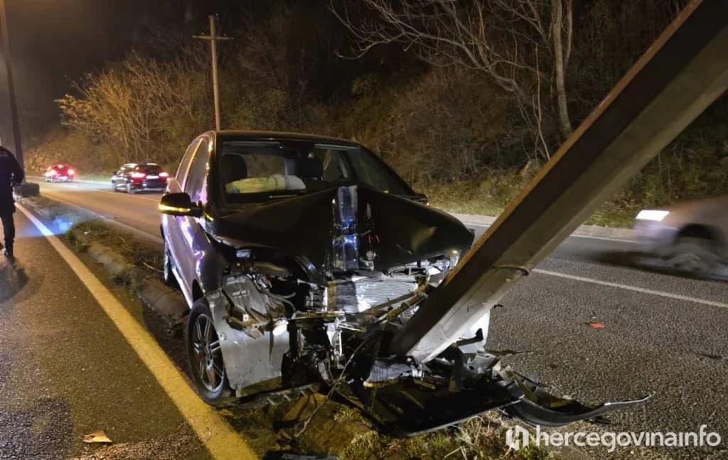 Dvije osobe povrijeđene u saobraćajnoj nesreći u Mostaru