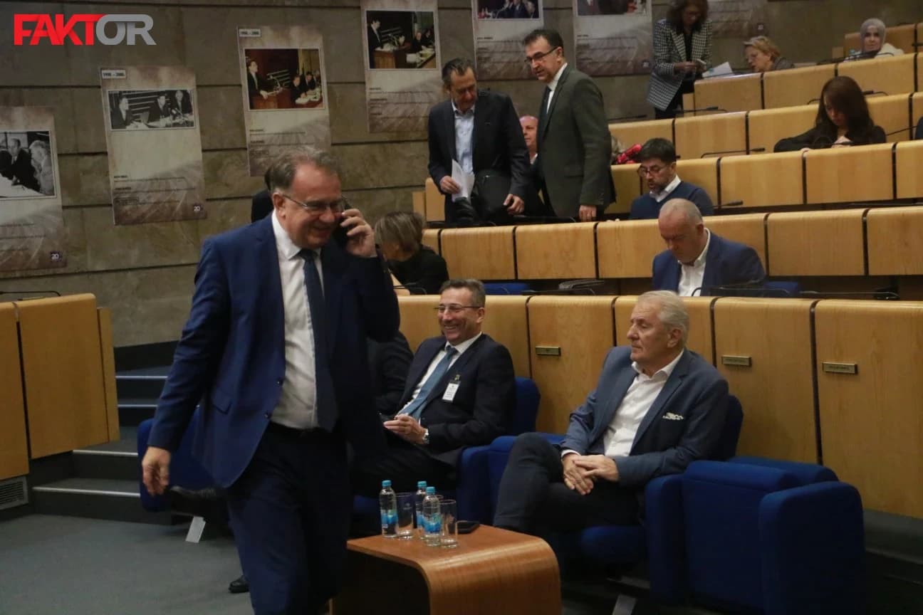 Budžet FBiH može po hitnoj proceduri 29. decembra, a izmjene Zakona o PIO-u ne mogu, neka čekaju januar