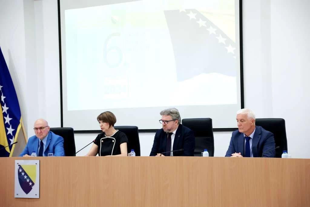CIK odbio zahtjev SDS-a za izuzeće Kalabe: Iznijeli su u javnost laž o njegovoj supruzi, bit će pokrenut postupak