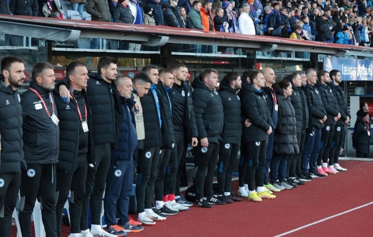 Klupa BiH na meču protiv Islanda u septemberu 2023. godine