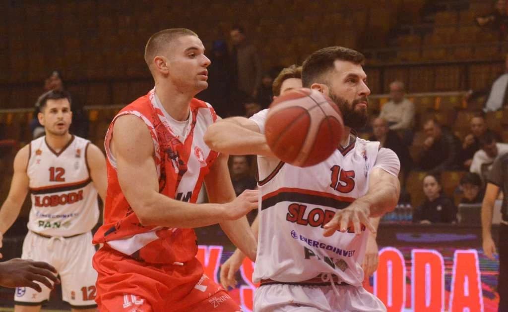 Sloboda ubjedljiva protiv Zrinjskog