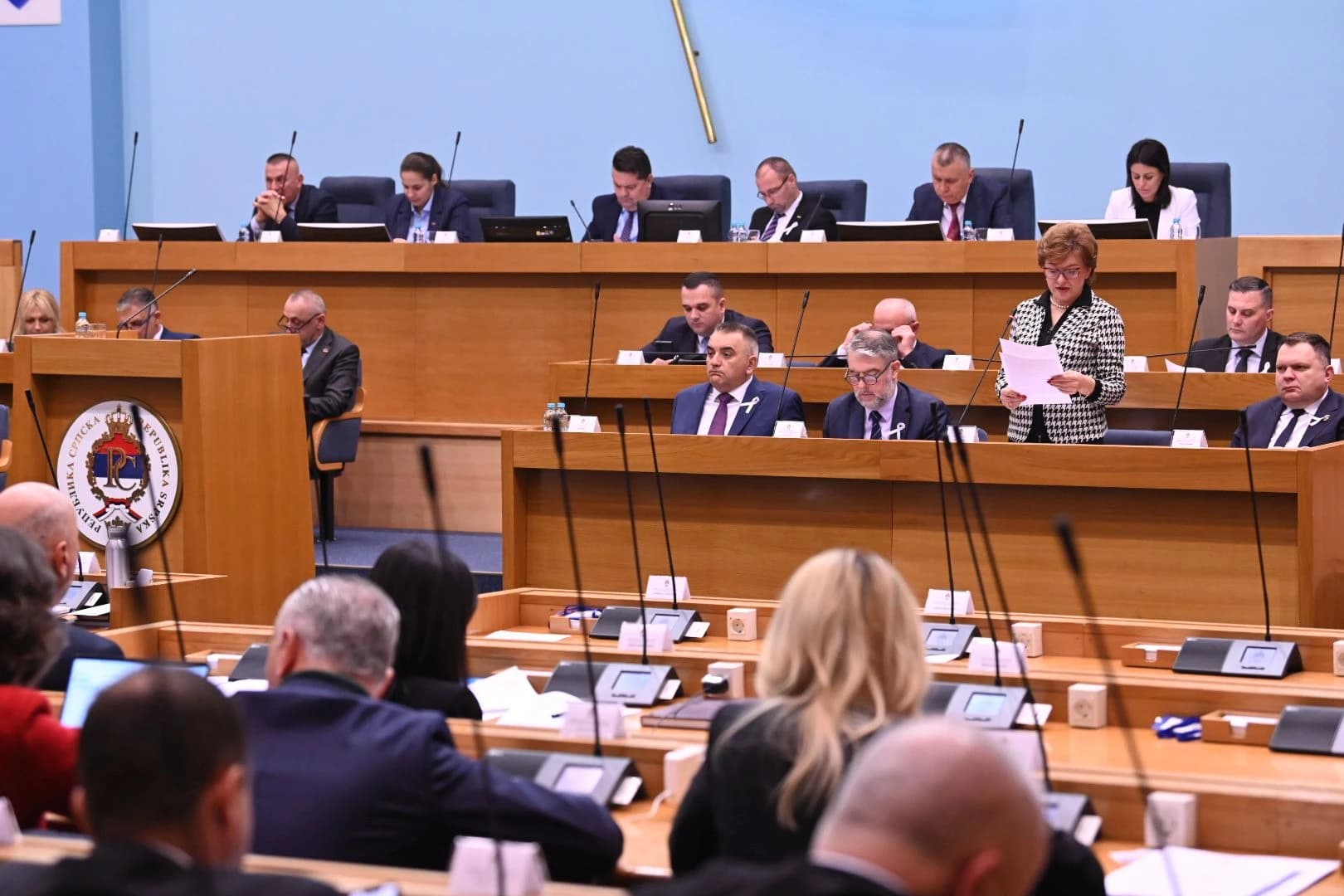 Nesvakidašnja situacija u NSRS-u zbog zakona o zabrani pušenja: Nikad više zastupnika nije raspravljalo o nekom zakonu