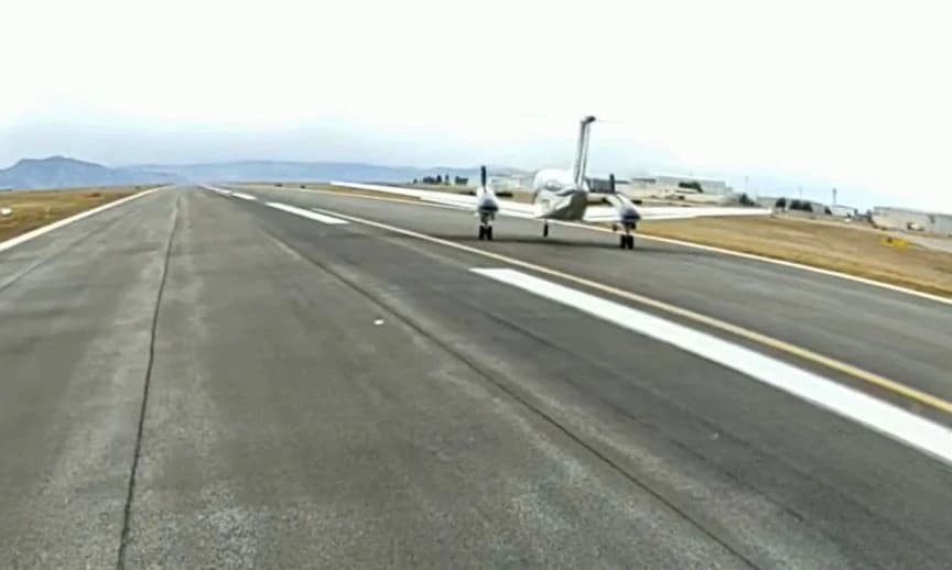 Mali avion sam sebe prizemljio nakon vanredne situacije u letu
