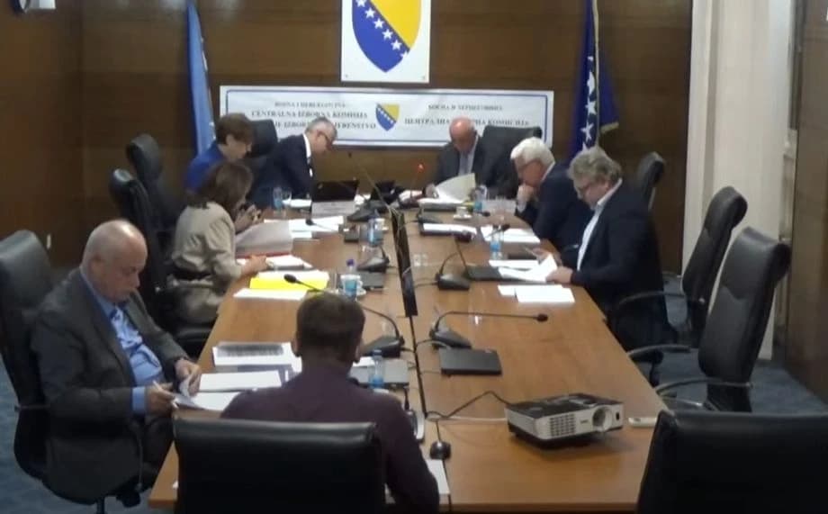 CIK poništio izbore za predsjednika RS-a u 17 izbornih jedinica