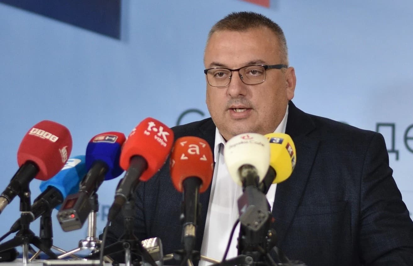 Radulović apelovao na CIK da donese novu odluku, koja će obuhvatiti veći broj biračkih mjesta