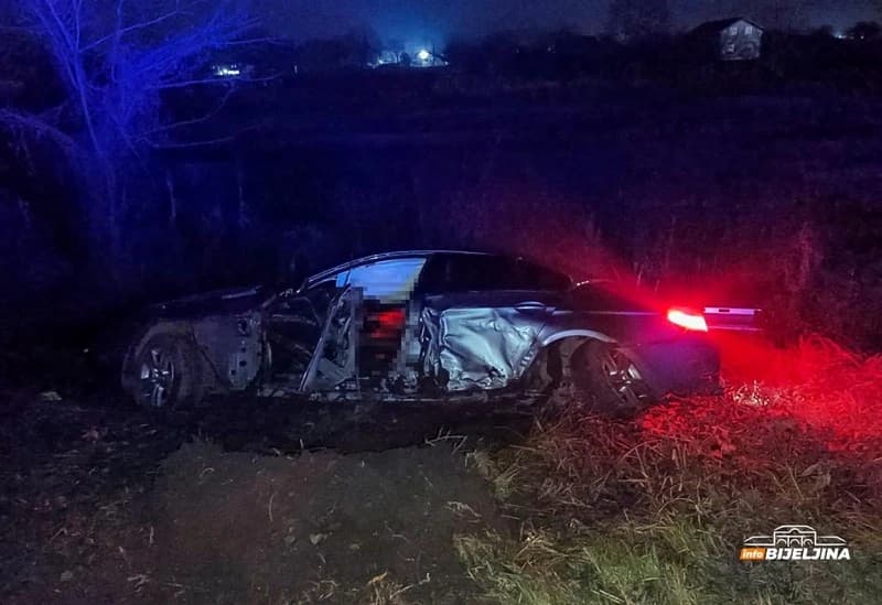 Pijani vozač BMW-a sletio s ceste u Janji
