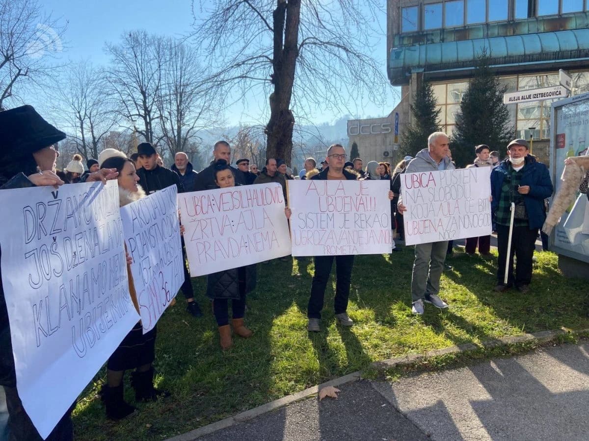 Protesti u Tuzli