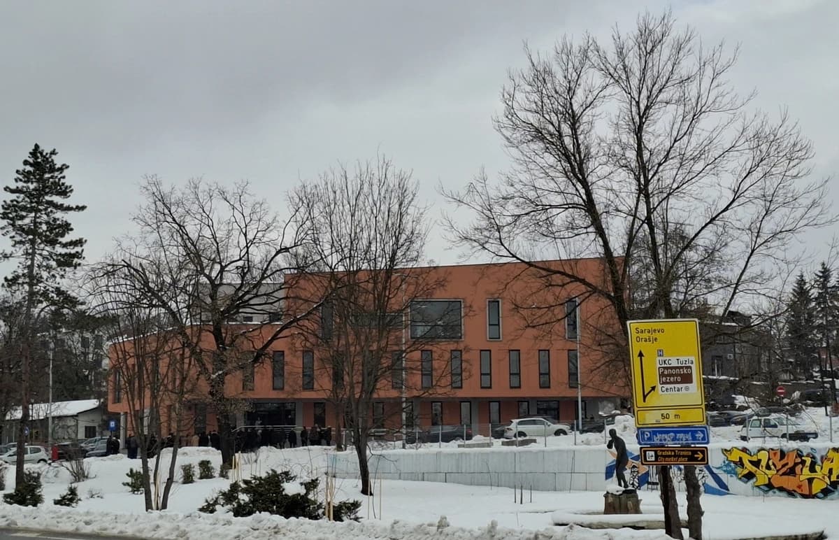 Srednja muzička škola u Tuzli