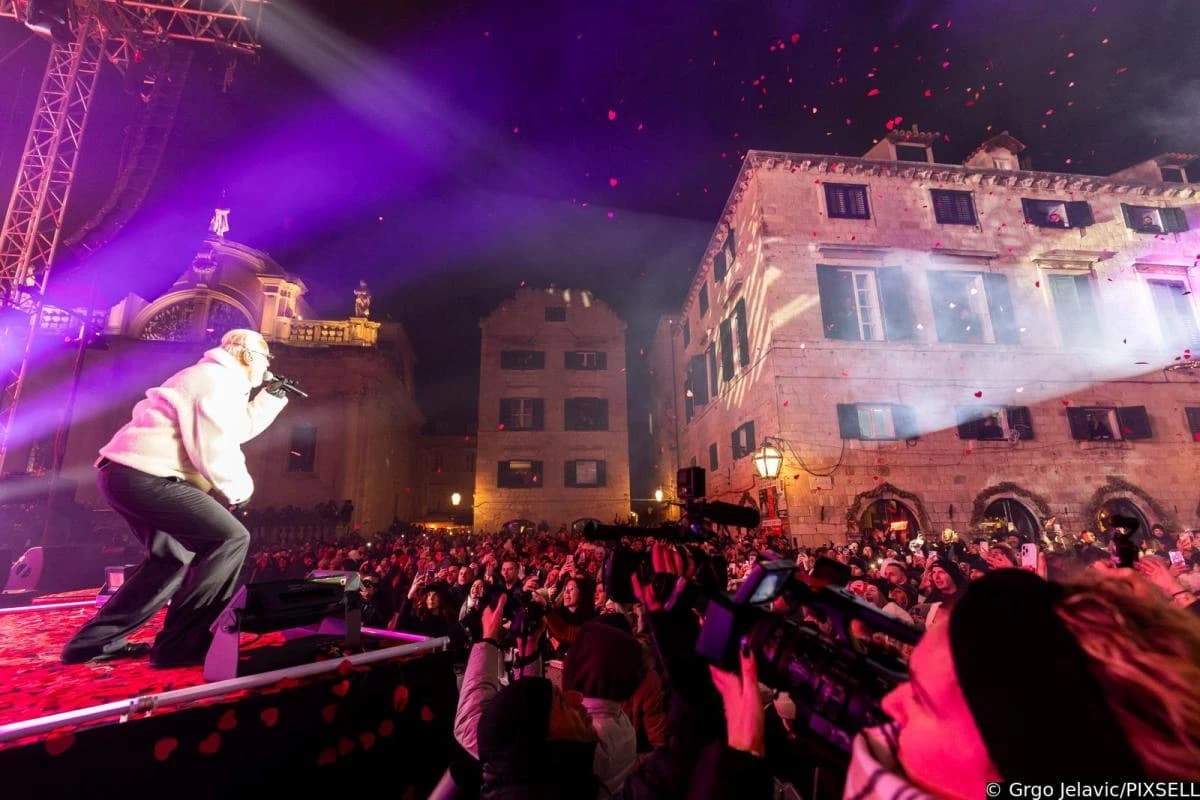 Koncert Dine Merlina u Dubrovniku Sergej Barbarez je pratio iz prvog reda