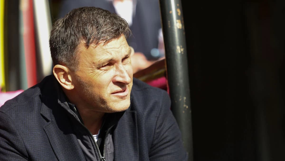 Grom iz vedra neba: Sergej Jakirović preuzima klub iz engleskog Premiershipa?