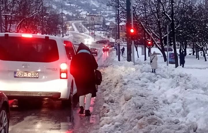 Deveta transverzala, Alipašino Polje