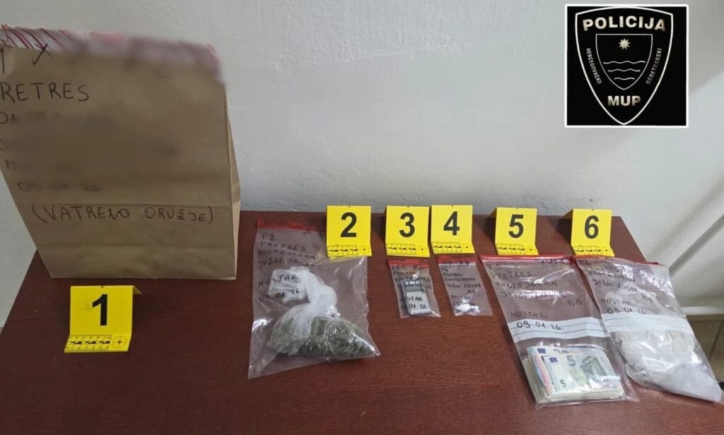 U pretresima u Mostaru pronađeno oružje i opojna droga, uhapšena jedna osoba