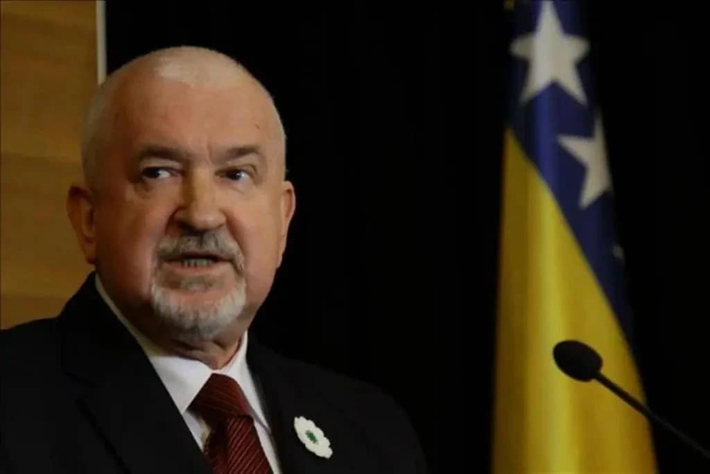 Cerić o nemirima u Iranu: Svjedočimo rušenju postojećeg poretka, Pahlavija Bosna nikada nije interesovala