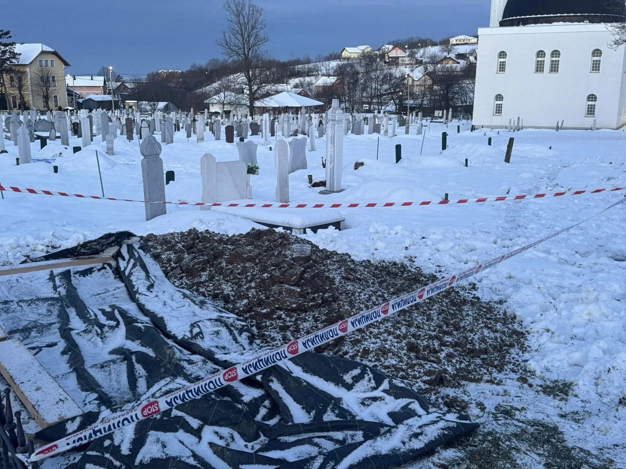 Prilikom kopanja kabura pronađeni posmrtni ostaci žrtve rata; efendija Glamočanin: Ovo je nečiji otac, sin, brat, sestra