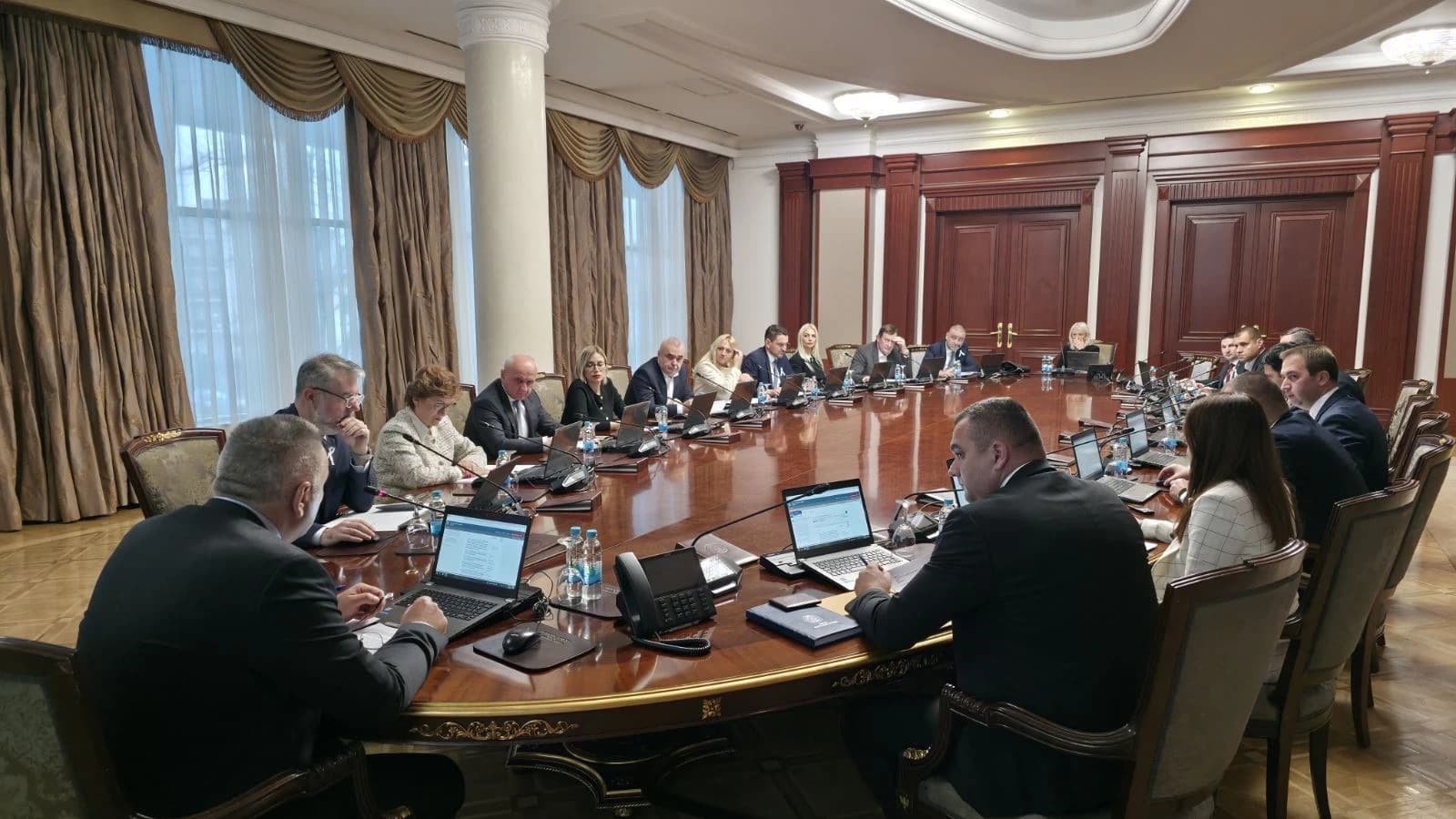 Sasvim "slučajno": Vlada RS-a ulaže 47 miliona u gradove u kojima se ponavljaju izbori