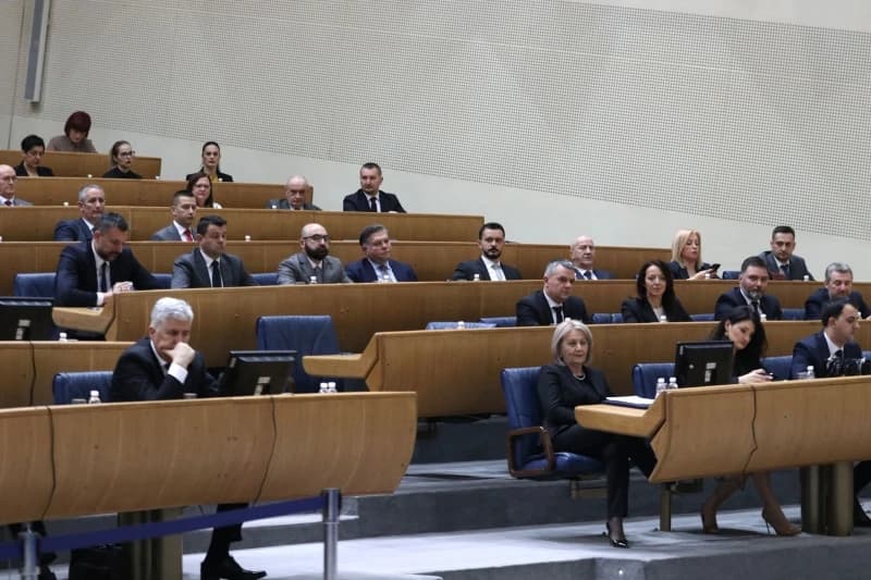 Soreca ukazao da su naredne sedmice (opet) ključne za evropski put BiH, o čemu se radi i može li se vlast raspetljati