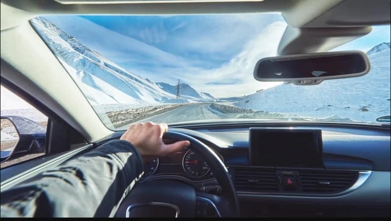 Ovo dugme ne trebate pritiskati dok ste na zaleđenoj cesti