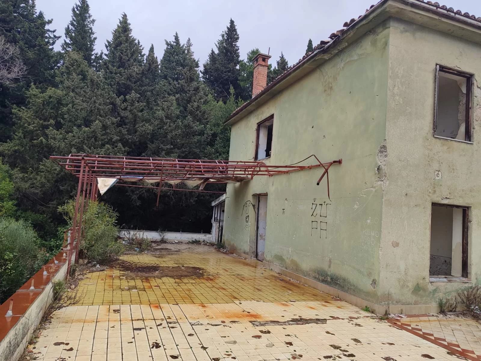 Sarajevski Vodovod želi vratiti u posjed svoj objekt u Srebrenom kod Dubrovnika