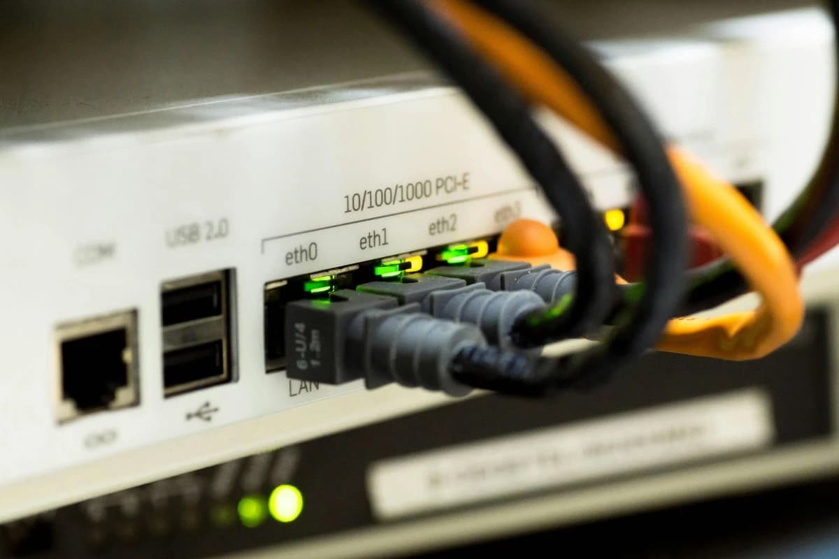 Od jučer na snazi nova prava korisnika interneta i obaveze operatora: Kad se može raskinuti ugovor bez naknade