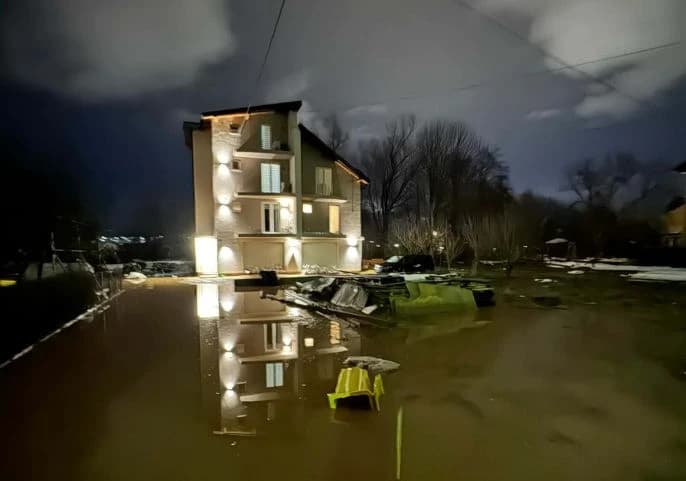 Otes sinoć