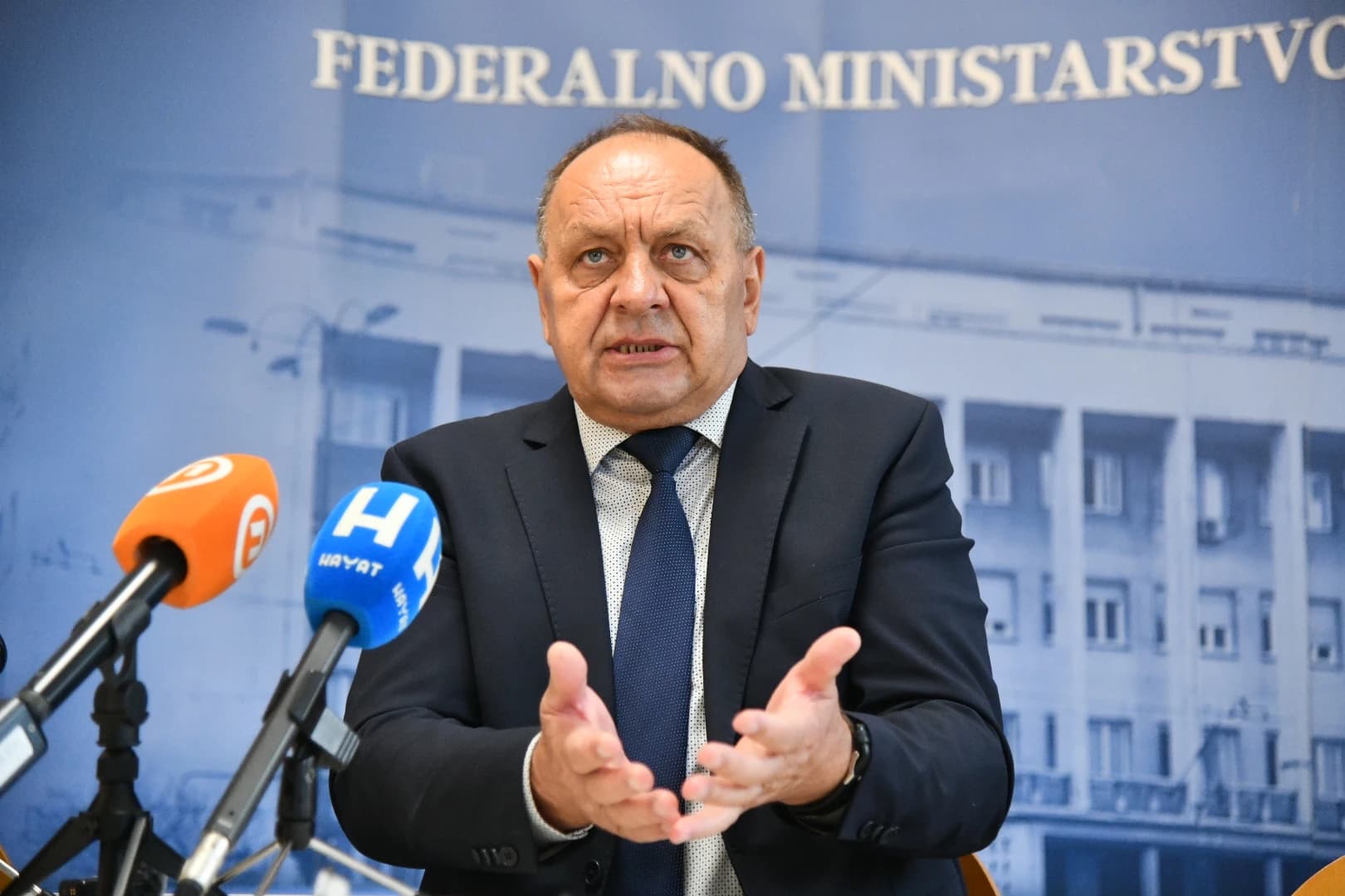 Ministarstvo zdravstva podijelilo 1.800.000 KM za sanaciju: Tomislavgrad, Goražde, Tuzla..., koliko je ko dobio