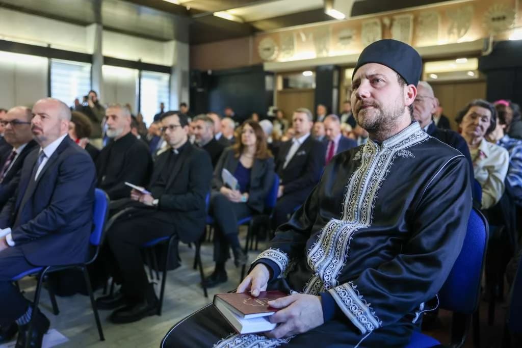 Dan sjećanja na holokaust: Postupci građana Sarajeva i BiH pokazuju kako dobrota može nadživjeti najmračnija vremena