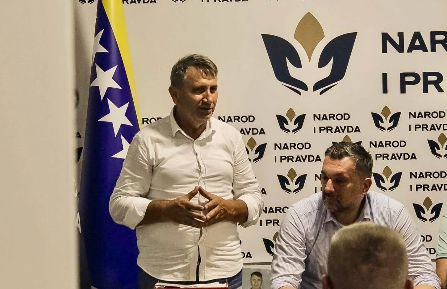 NiP napustio Mujo Mujkić, član Predsjedništva stranke i njen osnivač u Kalesiji