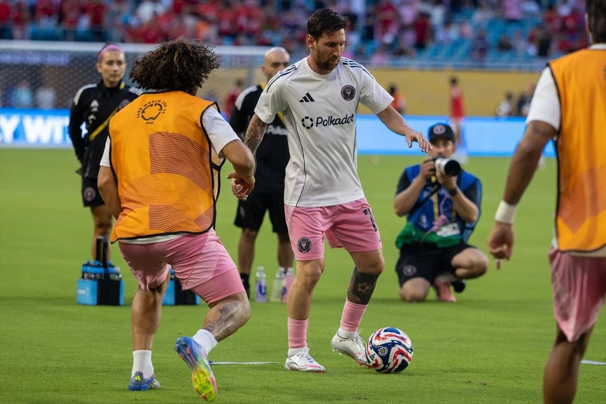 Messi dobija poziv koji teško može odbiti?