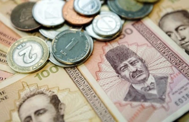 Neoporeziva pomoć radnicima daje se "na kafu" budžetlijama, radnici iz realnog sektora dobijaju - realno ništa