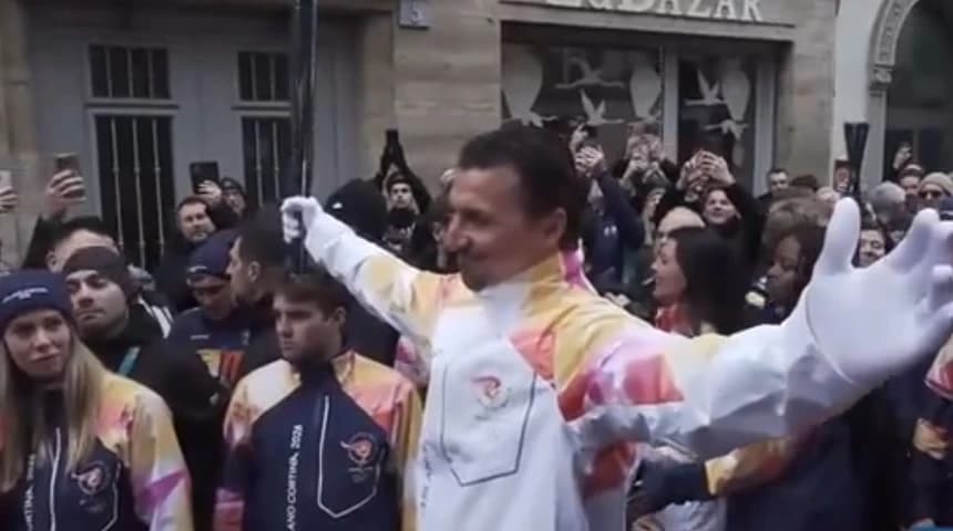 Ibrahimović nosio olimpijsku baklju u Milanu