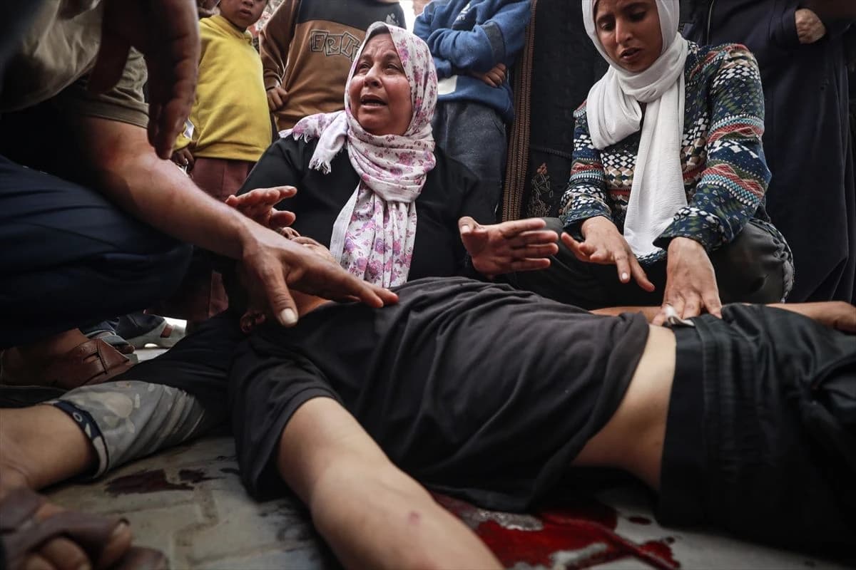 Palestinac ubijen u izraelskom napadu u Gazi, teško povrijeđen, umro je u majčinom naručju