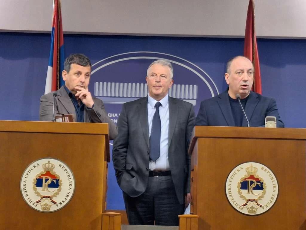 Opozicija u NSRS-u: Bilo kakvo "raspakivanje" Dejtona bi bilo opasno; Dodik je lobista hrvatskih interesa u BiH