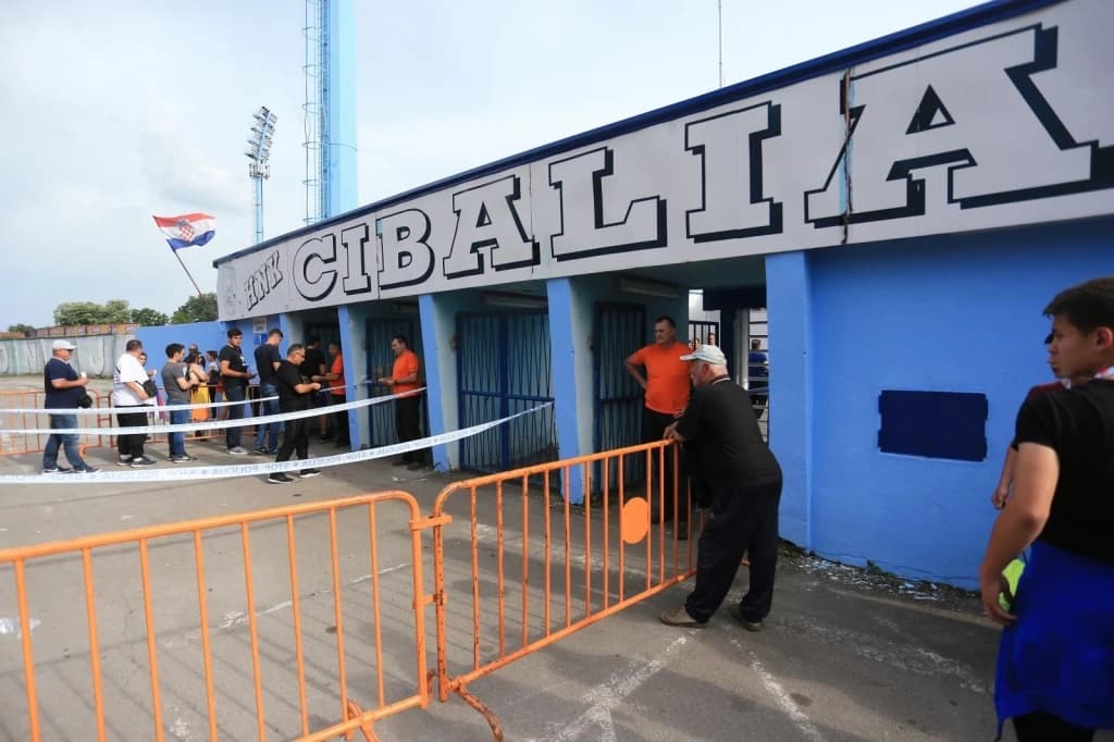 Fudbalski klub iz Hrvatske prodaje se na online servisu: Stanje - korišteno